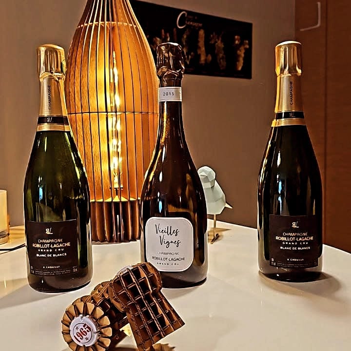 Où trouver des champagnes de vignerons indépendants en Suisse, à Genève, dans le Pays de Gex et en Haute-Savoie ?